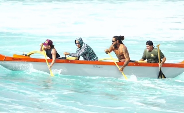 Makaha Canoe surfing